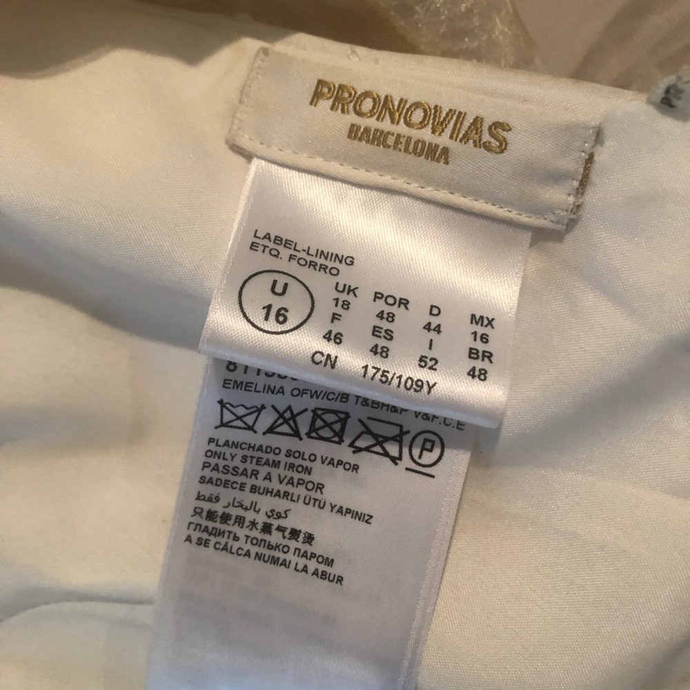 Pronovias Emelina Illusion Sleeve Wedding Gown - Picture 7 of 8
